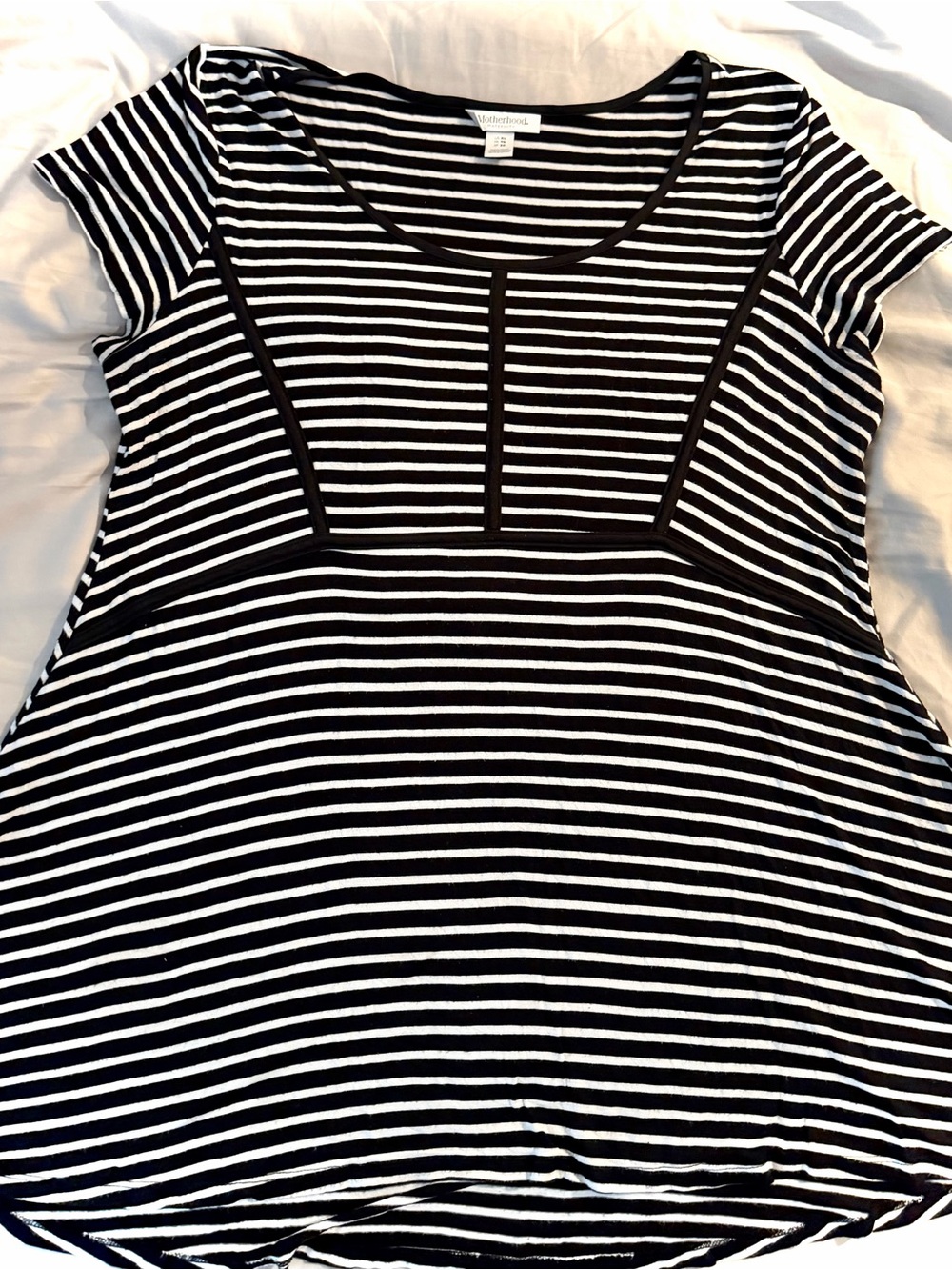 Motherhood Maternity XL Black and White Striped Soft T-shirt